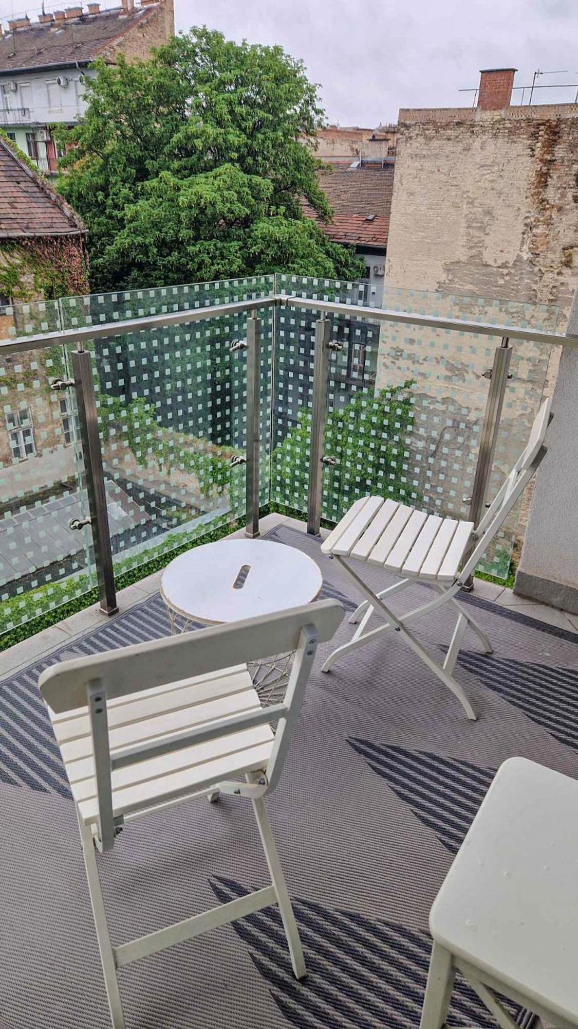 Dob36 Apartment With Free Private Parking And Balcony Boedapest Buitenkant foto
